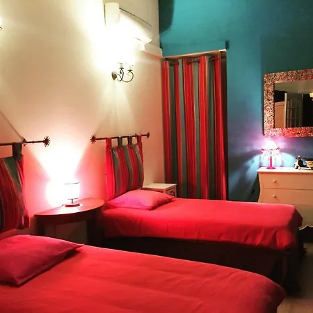 Magnifique 3 Chambres, Vue Mer Situe Sur Le Port Propriano (Corsica)