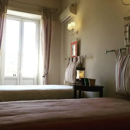 Magnifique 3 Chambres, Vue Mer Situe Sur Le Port * Propriano (Corsica)